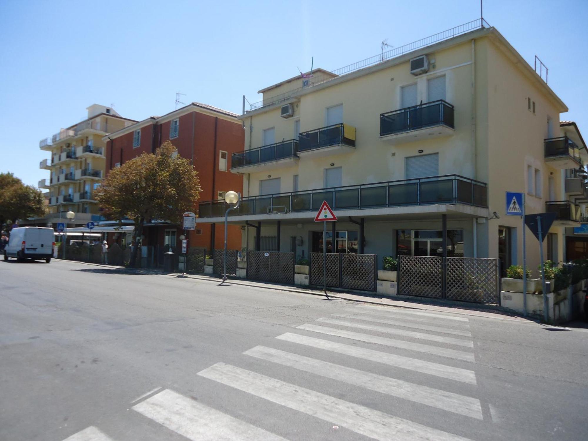 Hotel L&V Rimini Exterior photo